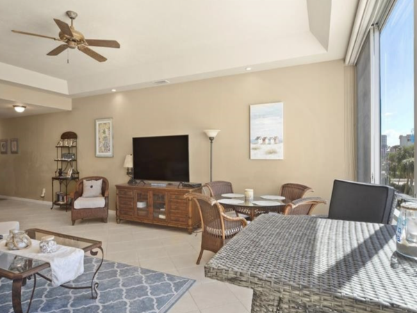 Beach View 1 Bedroom Condo on Siesta Key Beach